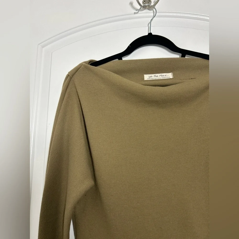 Free People Fuji Thermal Waffle Knit Long Sleeve Top size XS olive cozy comfy